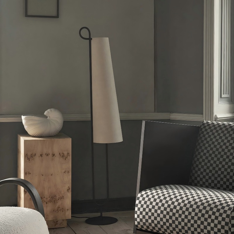 レトロな雰囲気のリビングルーム、ベッドルーム、和風の部屋。日 - Solar Lamp のレビューと価格